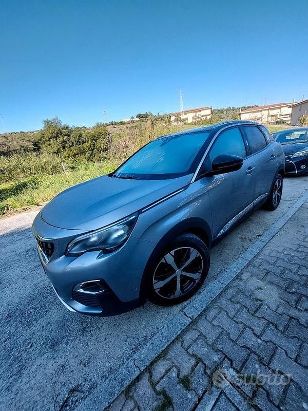 Usata Peugeot 3008 2018 Grigio SUV