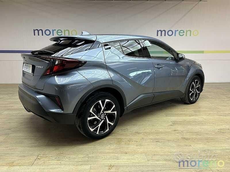 Usata Toyota C-HR Trend 183 CV (134 kW) 2022 Grigio SUV