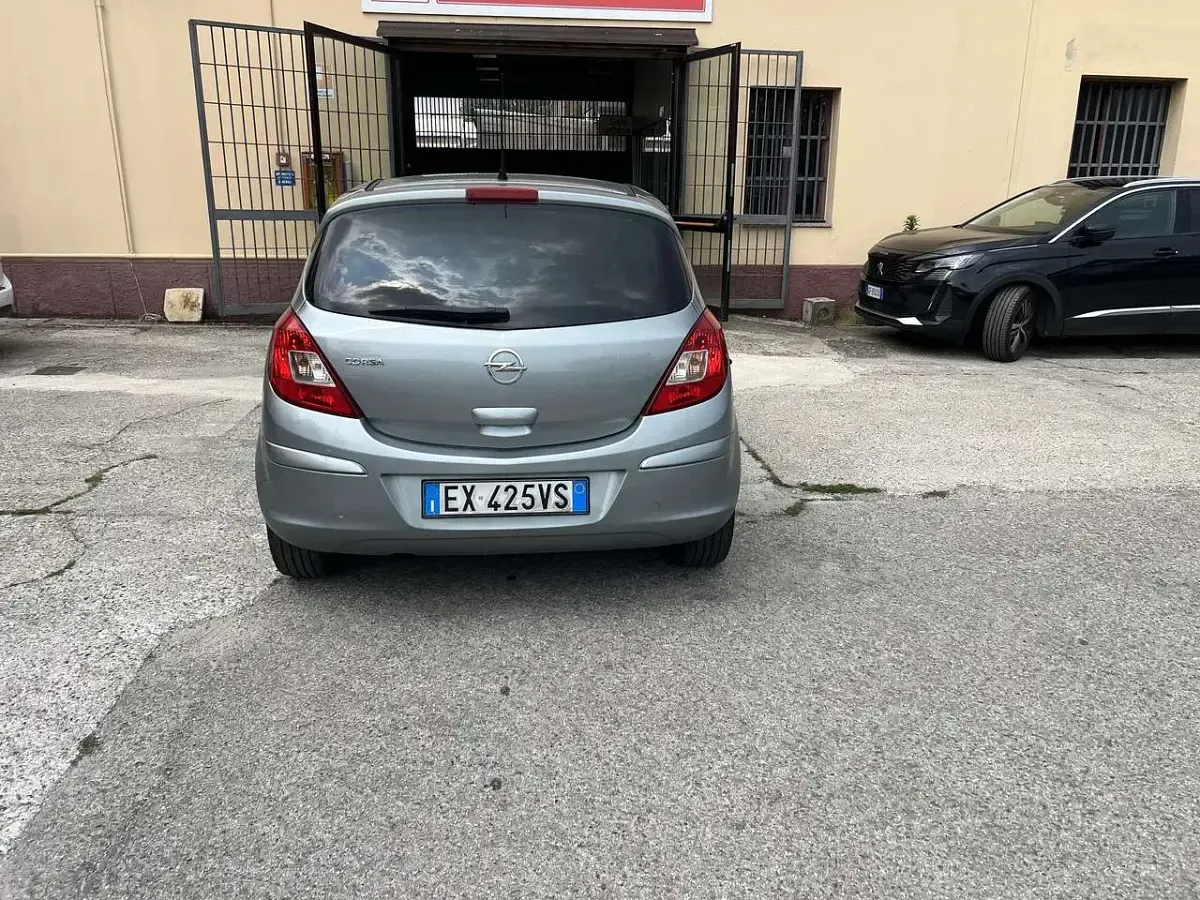 Usata Opel Corsa Edition 80 CV (58 kW) 2014 Other Utilitaria