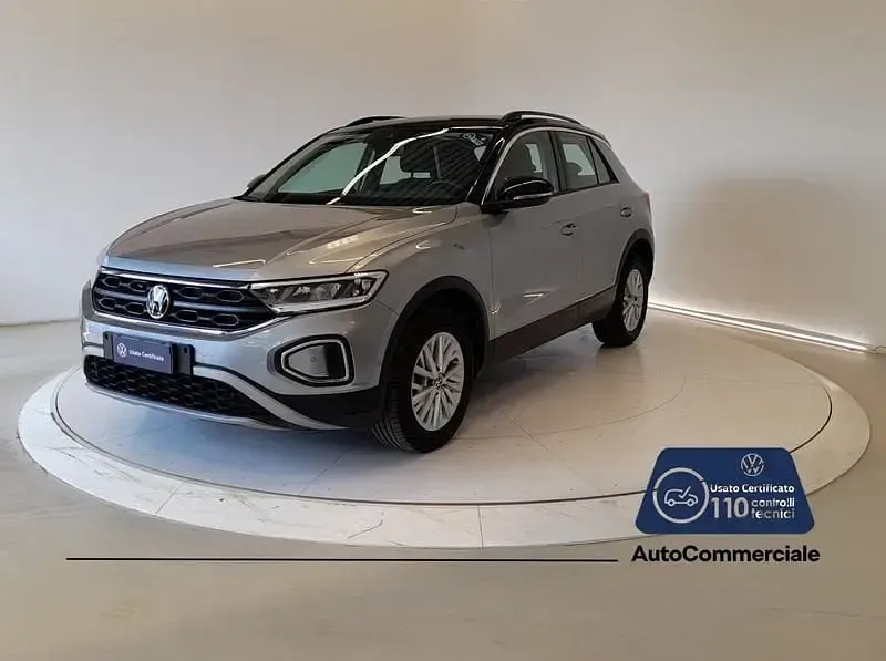 Usata VW T-Roc Life 116 CV (85 kW) 2025 Argento SUV