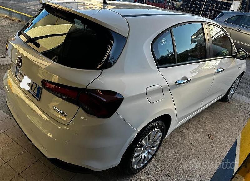 Usata Fiat Tipo Business 95 CV (69 kW) 2018 Bianco Station wagon