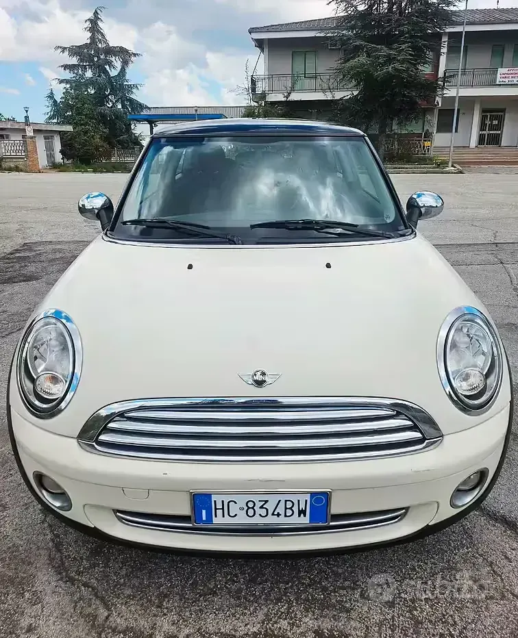 Usado Mini Cooper 122 HP (89 kW) 2010 Citadino