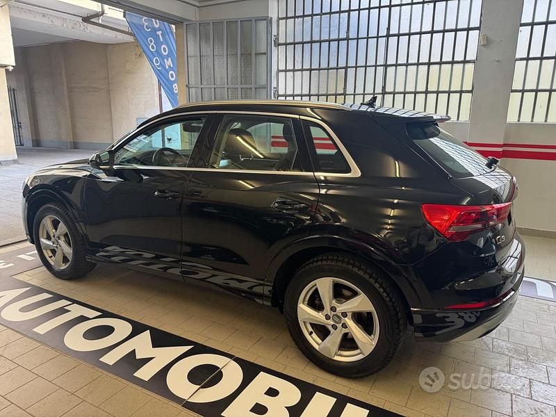 Usata Audi Q3 Advanced 150 CV (110 kW) 2020 Nero SUV