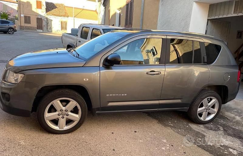 Usata Jeep Compass Limited 163 CV (119 kW) 2013 Grigio SUV