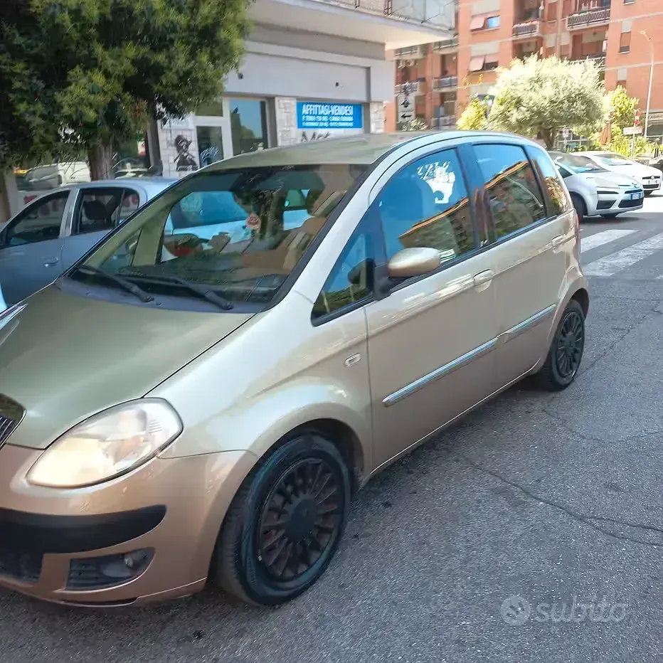 Usata Lancia Musa 95 CV (69 kW) 2007 Monovolume