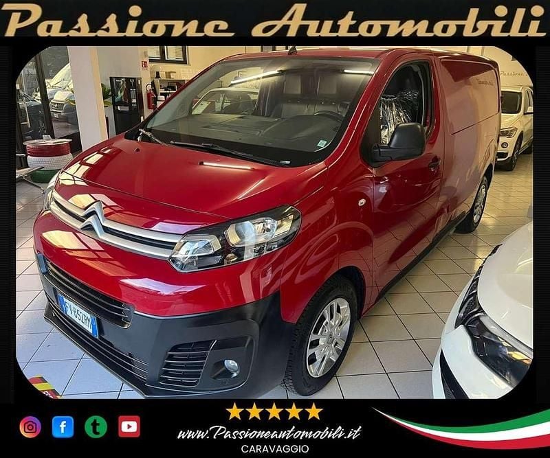Rosso Usata 2019 Citroën Jumpy Furgone | 11.900 € (Buon prezzo) - Immagine 1/4