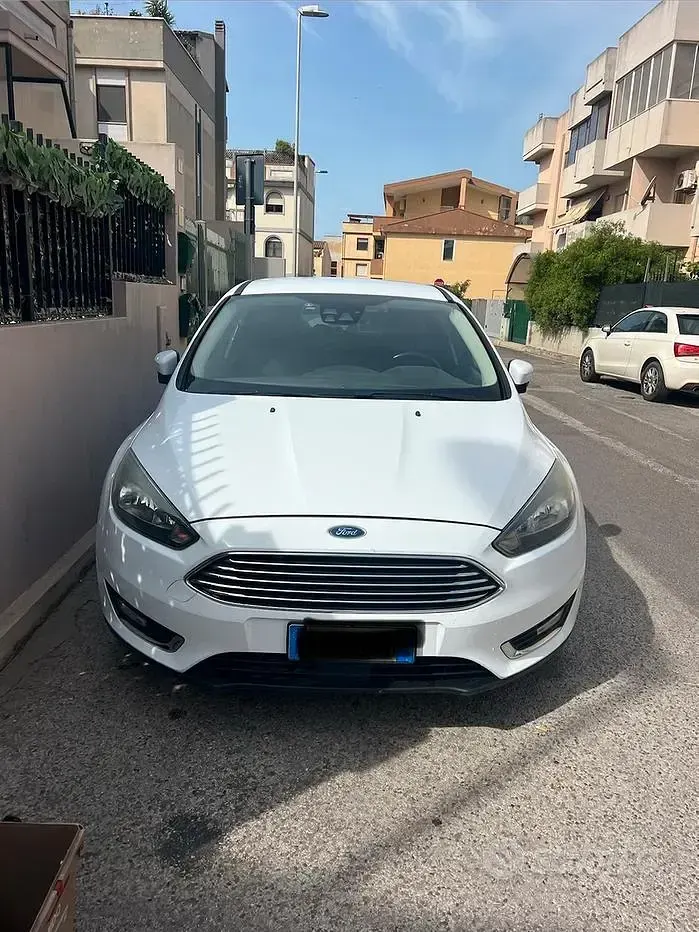 Usata Ford Focus 120 CV (88 kW) 2016 Berlina