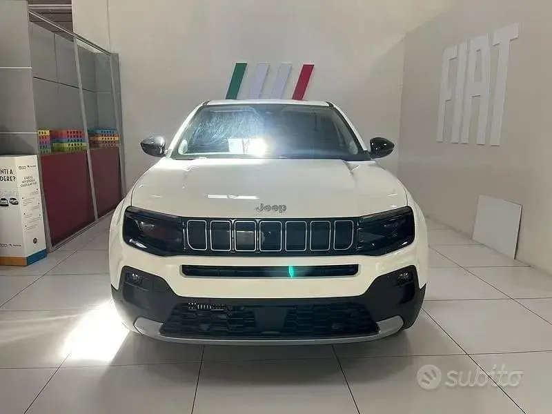 Nuova Jeep Avenger Summit 100 CV (73 kW) 2026 Bianco SUV