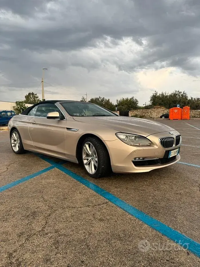 Usata BMW 640 Cabriolet Efficient Dynamics 320 CV (235 kW) 2011 Cabrio