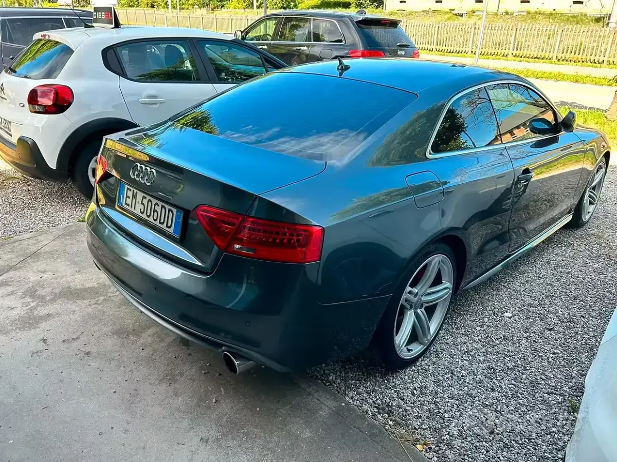 Usata Audi A5 Advanced 177 CV (130 kW) 2012 Grigio Coupé