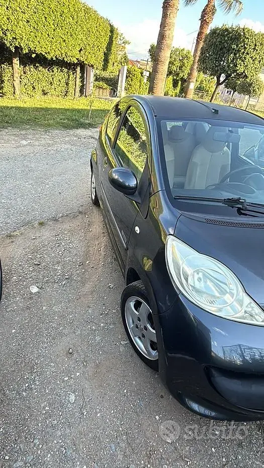 Usata Peugeot 107 68 CV (50 kW) 2007 Utilitaria