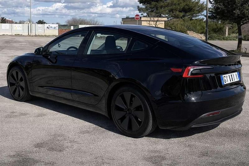 Usata Tesla Model 3 RWD 208 kW (283 CV) 2024 Berlina