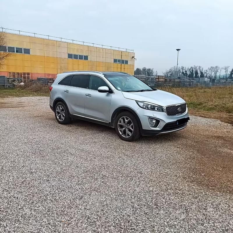Usata Kia Sorento 200 CV (147 kW) 2015 Grigio SUV