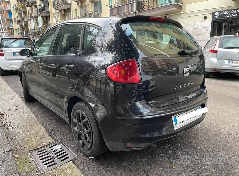 Usata Seat Altea 86 CV (63 kW) 2007 Nero Monovolume