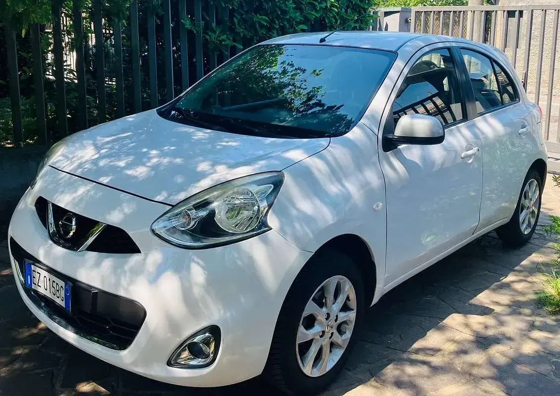 Usata Nissan Micra Acenta 80 CV (58 kW) 2015 Bianco Utilitaria