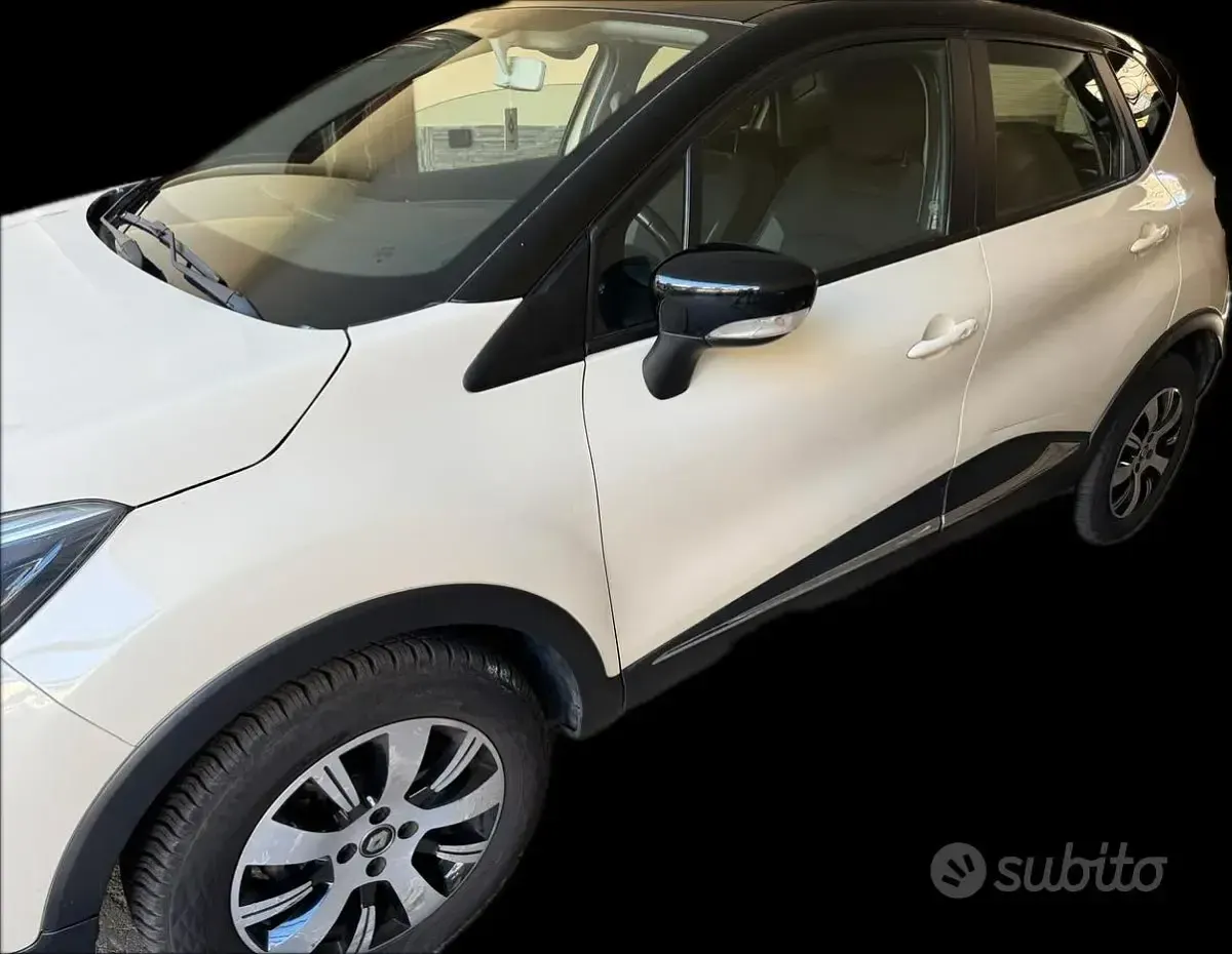 Usata Renault Captur Intens 90 CV (66 kW) 2017 Beige SUV