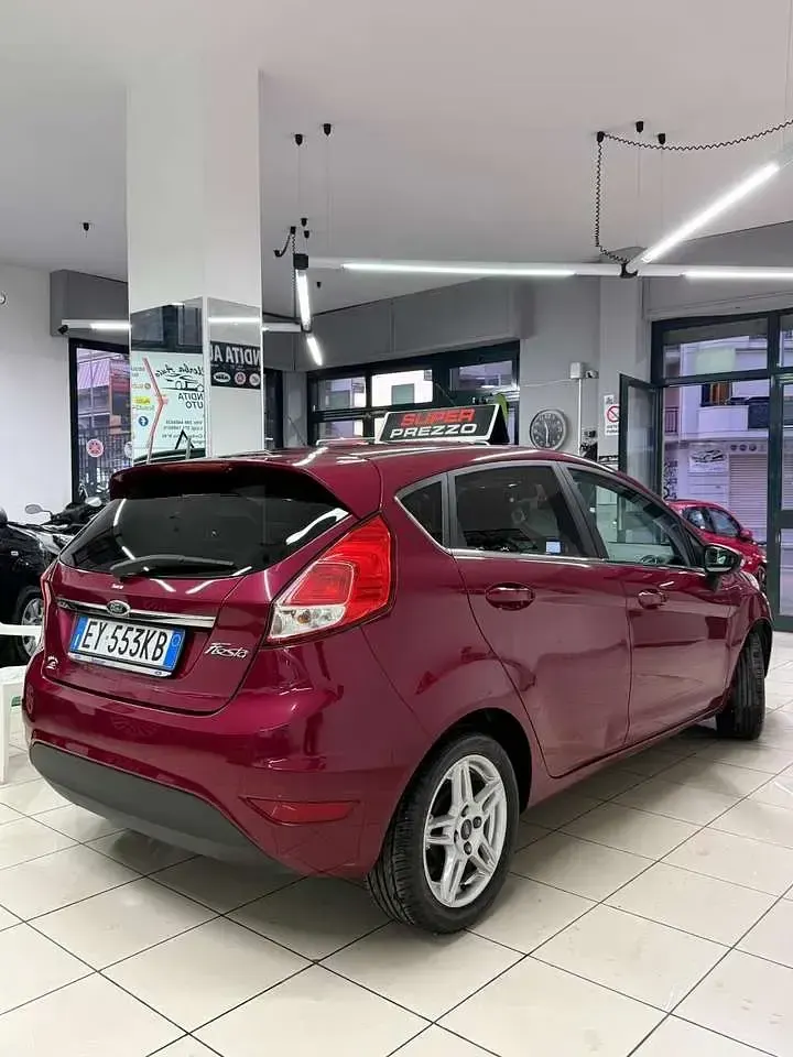 Usata Ford Fiesta Titanium 75 CV (55 kW) 2015 Other Utilitaria