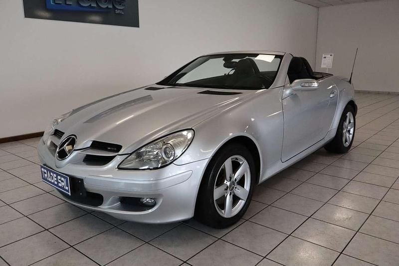 Usata Mercedes SLK200 163 CV (119 kW) 2005 Grigio Cabrio
