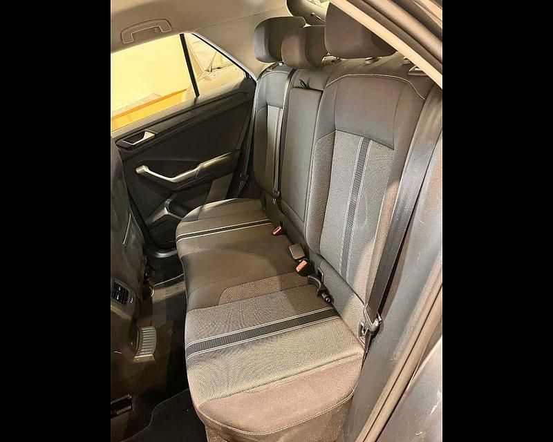 Usata VW T-Roc Advance 150 CV (110 kW) 2019 Grigio SUV