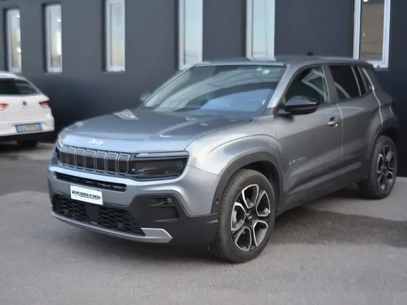 Begagnad Jeep Avenger Summit 101 HK (74 kW) 2025 SUV