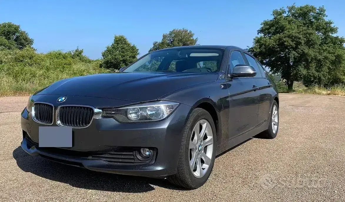 Usata BMW 320 184 CV (135 kW) 2012 Grigio Berlina