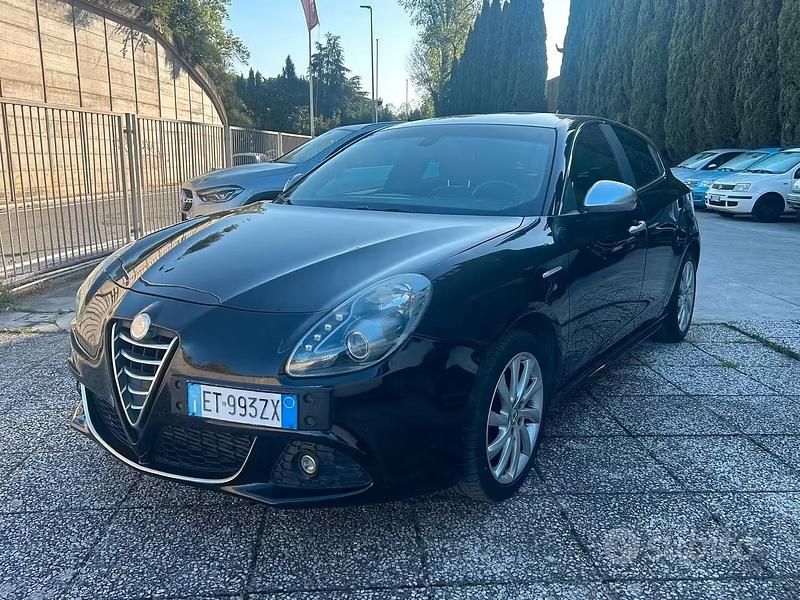 Usata Alfa Romeo Giulietta Exclusive 150 CV (110 kW) 2014 Nero Utilitaria