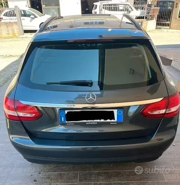 Usata Mercedes C200 Business 136 CV (100 kW) 2016 Grigio Station wagon