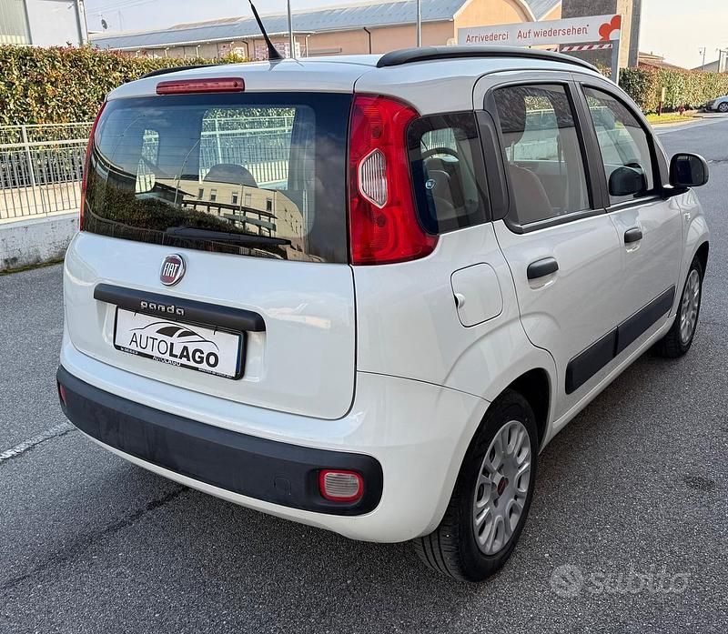 Usata Fiat Panda Lounge 69 CV (50 kW) 2013 Bianco Berlina