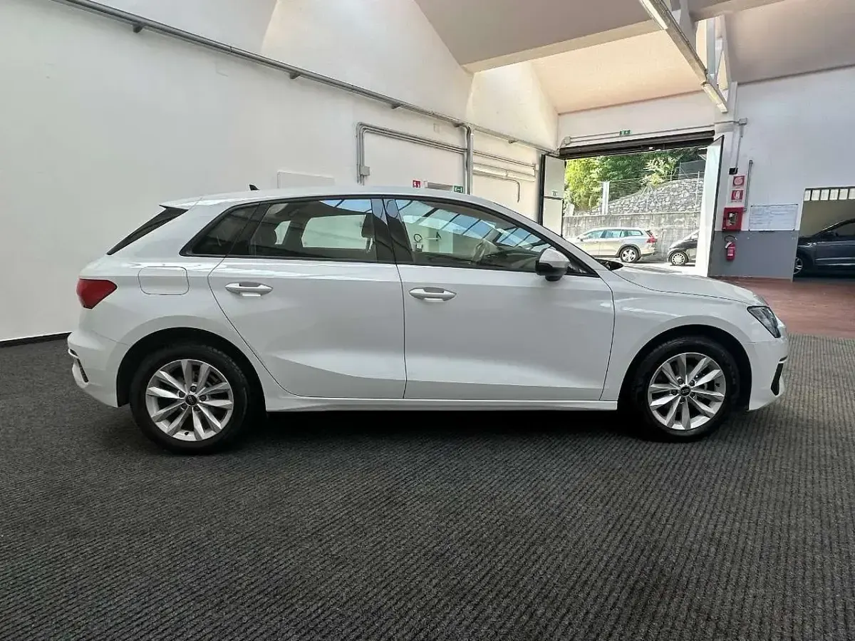 Usata Audi A3 116 CV (85 kW) 2024 Bianco Berlina