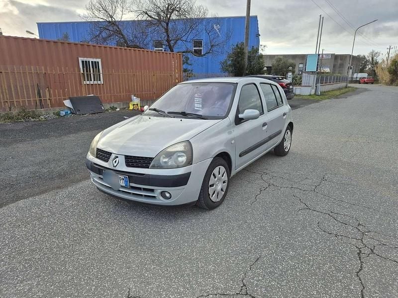 Usata Renault Clio II 95 CV (69 kW) 2003 Other Berlina