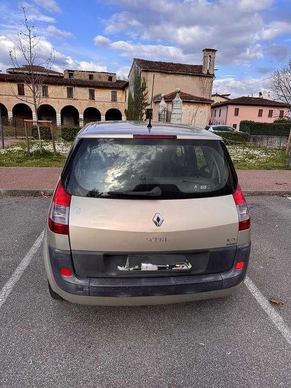 Usata Renault Scénic II Authentique 105 CV (77 kW) 2006 Monovolume