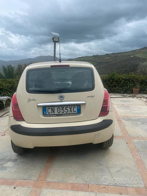 Usata Lancia Ypsilon 69 CV (50 kW) 2005 Utilitaria