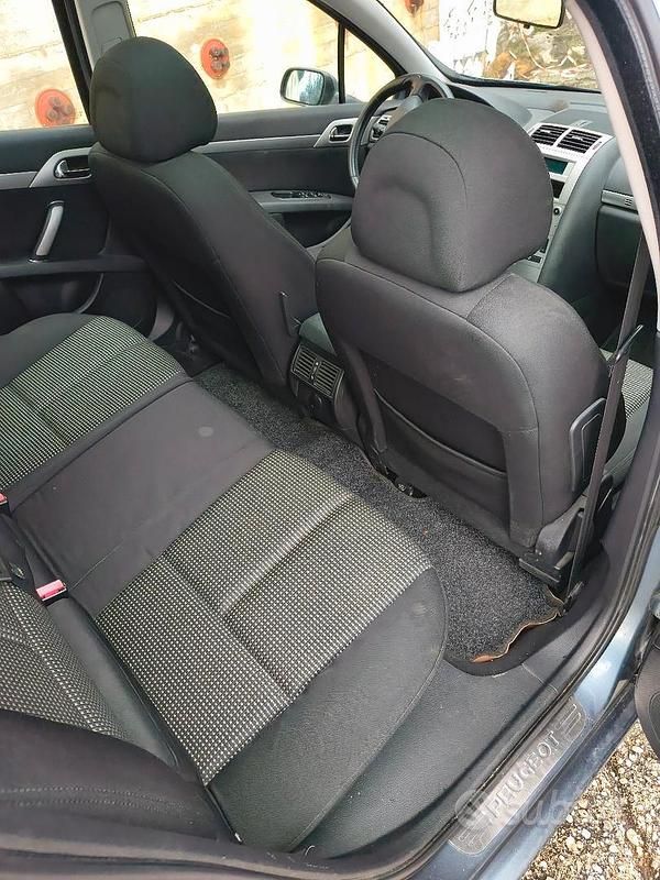 Usata Peugeot 407 109 CV (80 kW) 2008 Blu Station wagon