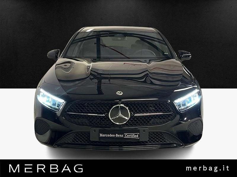 Nuova Mercedes A180 Business 116 CV (85 kW) 2025 Nero Utilitaria