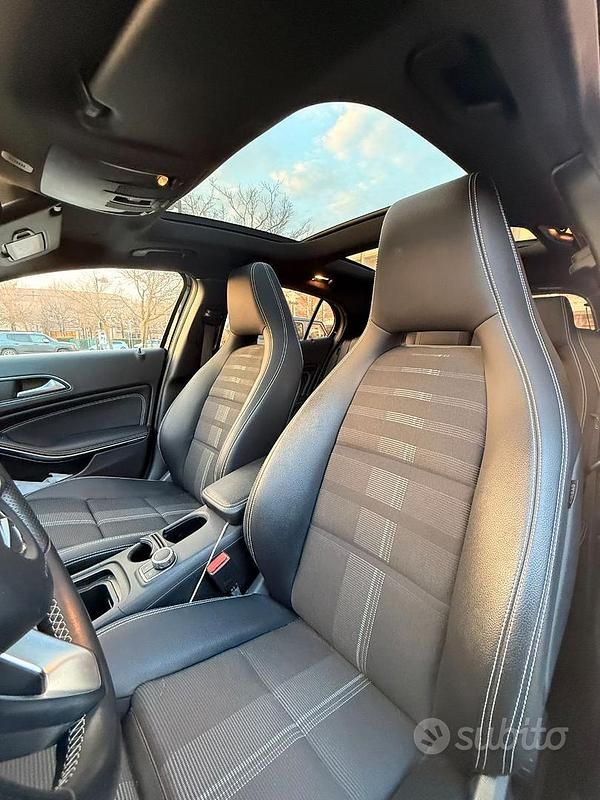 Usata Mercedes GLA200 Premium 2018 Nero SUV