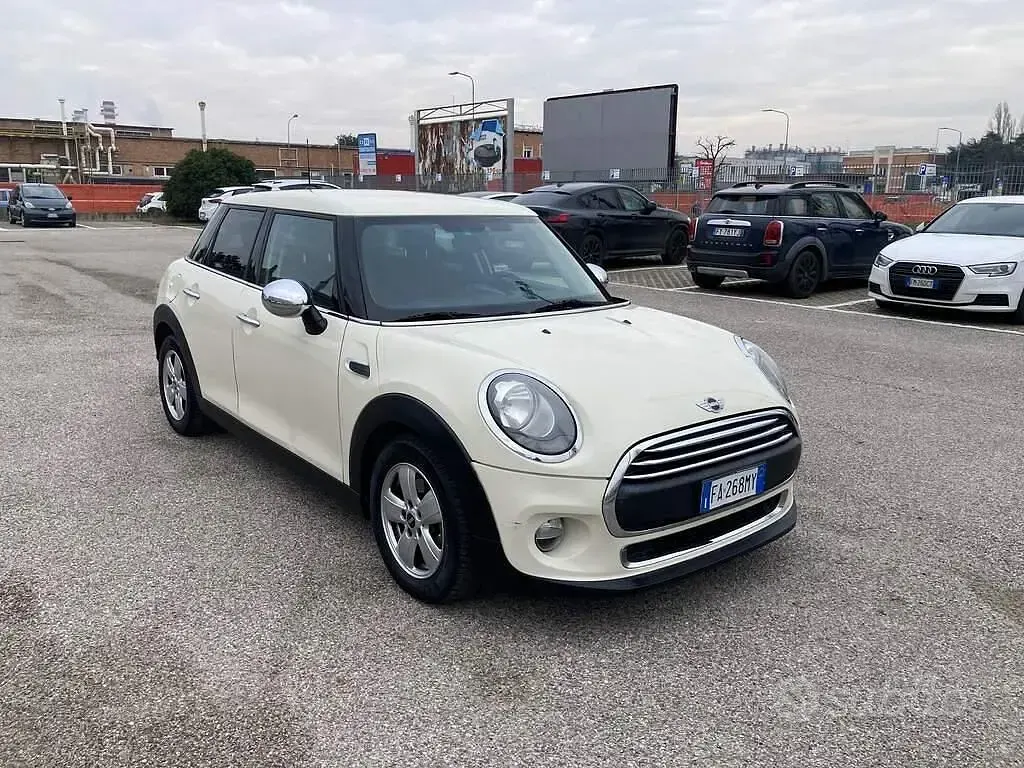 Usata Mini One D Business 95 CV (69 kW) 2015 Bianco Utilitaria