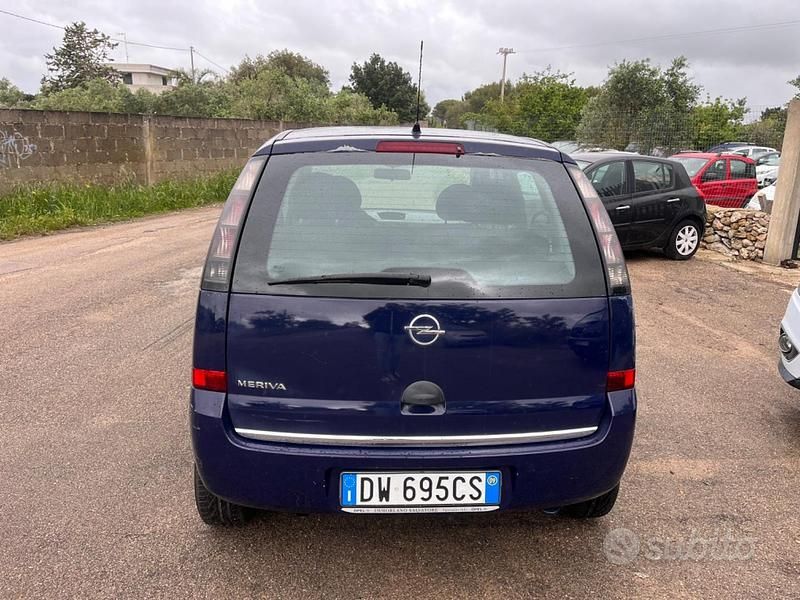 Usata Opel Meriva Enjoy 90 CV (66 kW) 2010 Nero Monovolume