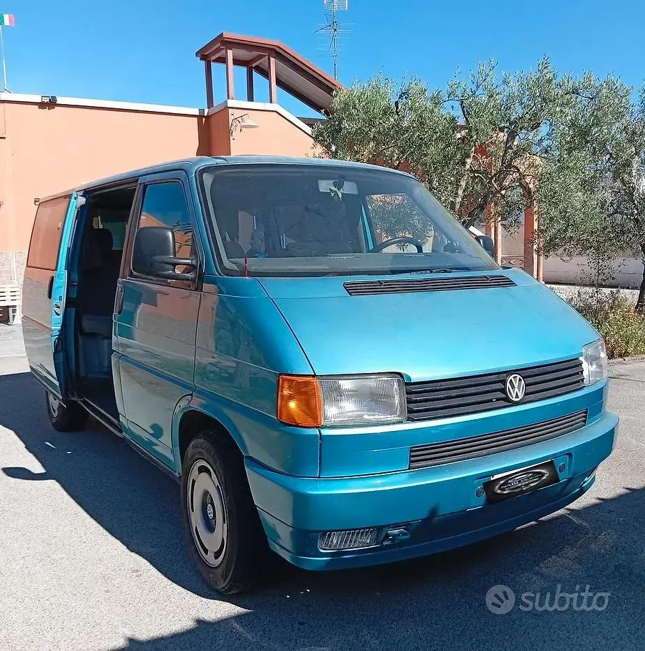 Usata VW T4 68 CV (50 kW) 1994 Blu Furgone