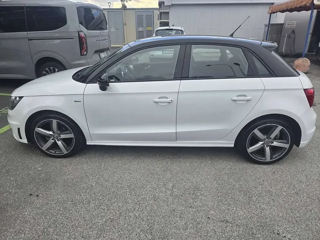 Usata Audi A1 Sportback Attraction 90 CV (66 kW) 2014 Bianco Utilitaria