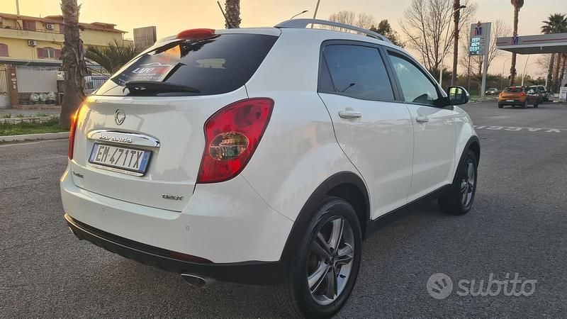 Usata SsangYong Korando 175 CV (128 kW) 2012 Bianco SUV