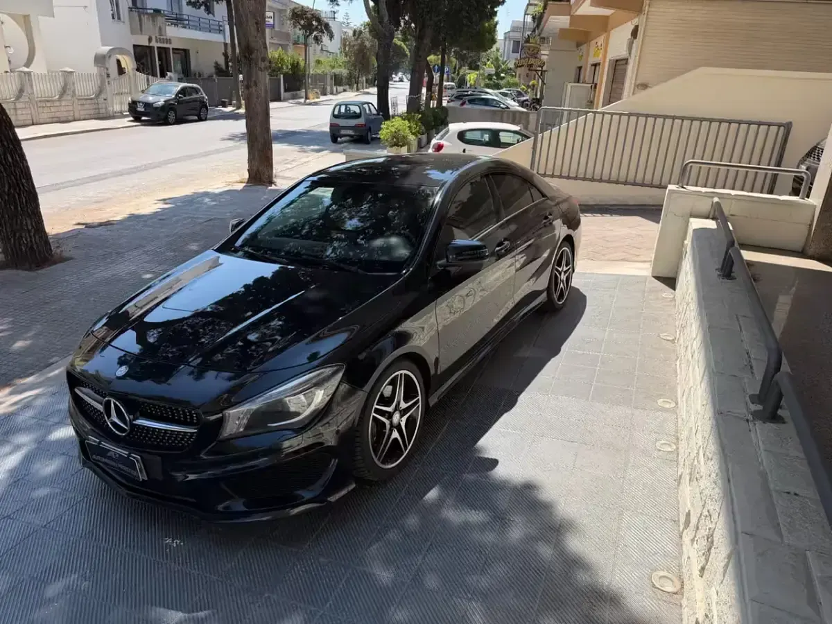 Usata Mercedes CLA220 Premium 177 CV (130 kW) 2016 Nero Coupé