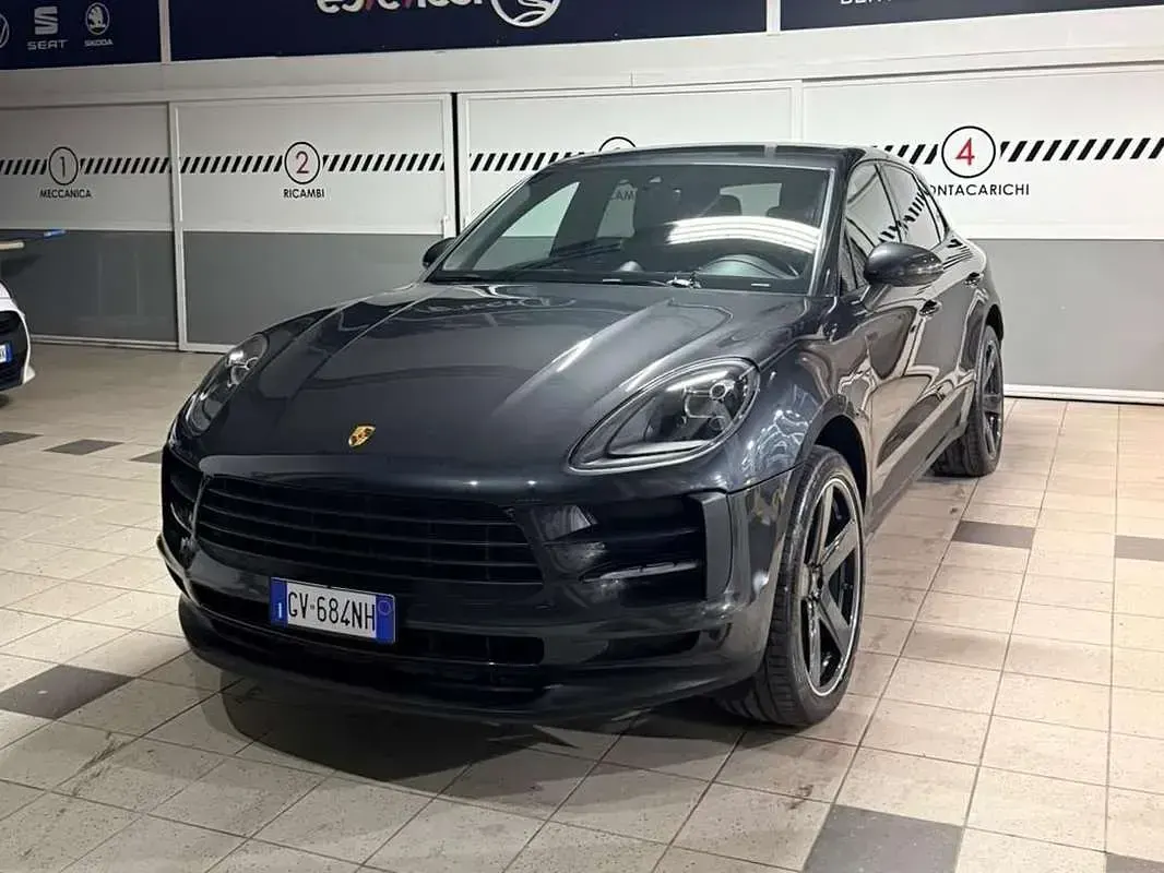 Usata Porsche Macan 245 CV (180 kW) 2021 Grigio SUV
