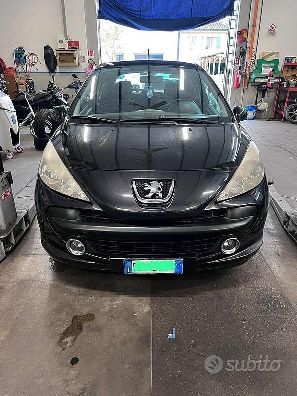 Usata Peugeot 207 2007 Nero Utilitaria
