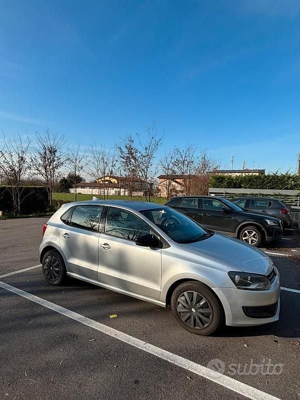 Usata VW Polo Comfortline 70 CV (51 kW) 2009 Berlina