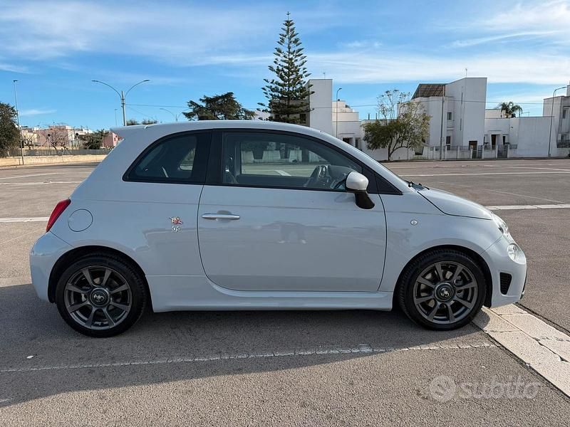 Usata Abarth 595 145 CV (106 kW) 2016 Grigio Berlina