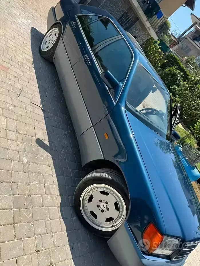 Usata Mercedes 500 SE 326 CV (239 kW) 1992 Bluazzurro Berlina