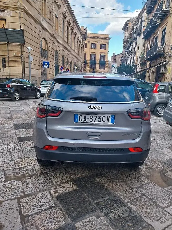 Usata Jeep Compass Limited 120 CV (88 kW) 2020 Grigio SUV