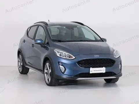 Usata Ford Fiesta Active 101 CV (74 kW) 2019 Blu/azzurro Utilitaria