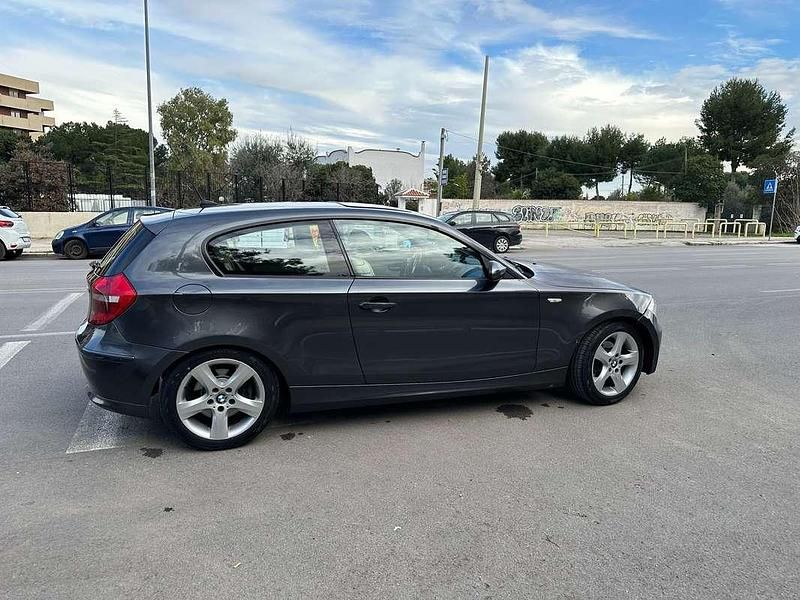 Usata BMW 118 Coupé 143 CV (105 kW) 2007 Grigio Coupé