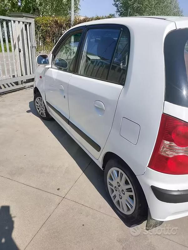 Usata Hyundai Atos Prime 59 CV (43 kW) 2008 Bianco Utilitaria